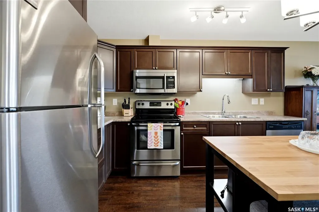 110 Willis Crescent Saskatoon SK S7T 0N5