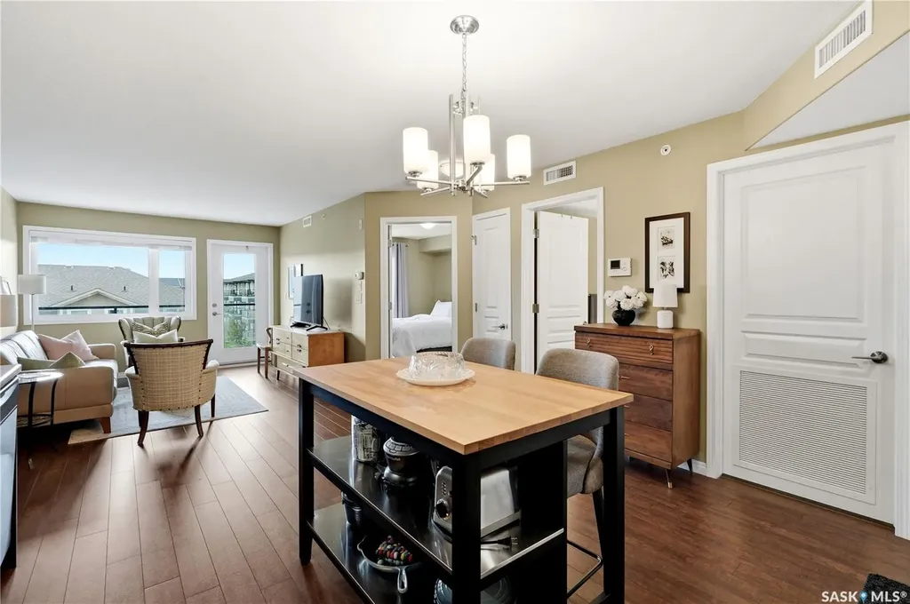110 Willis Crescent Saskatoon SK S7T 0N5