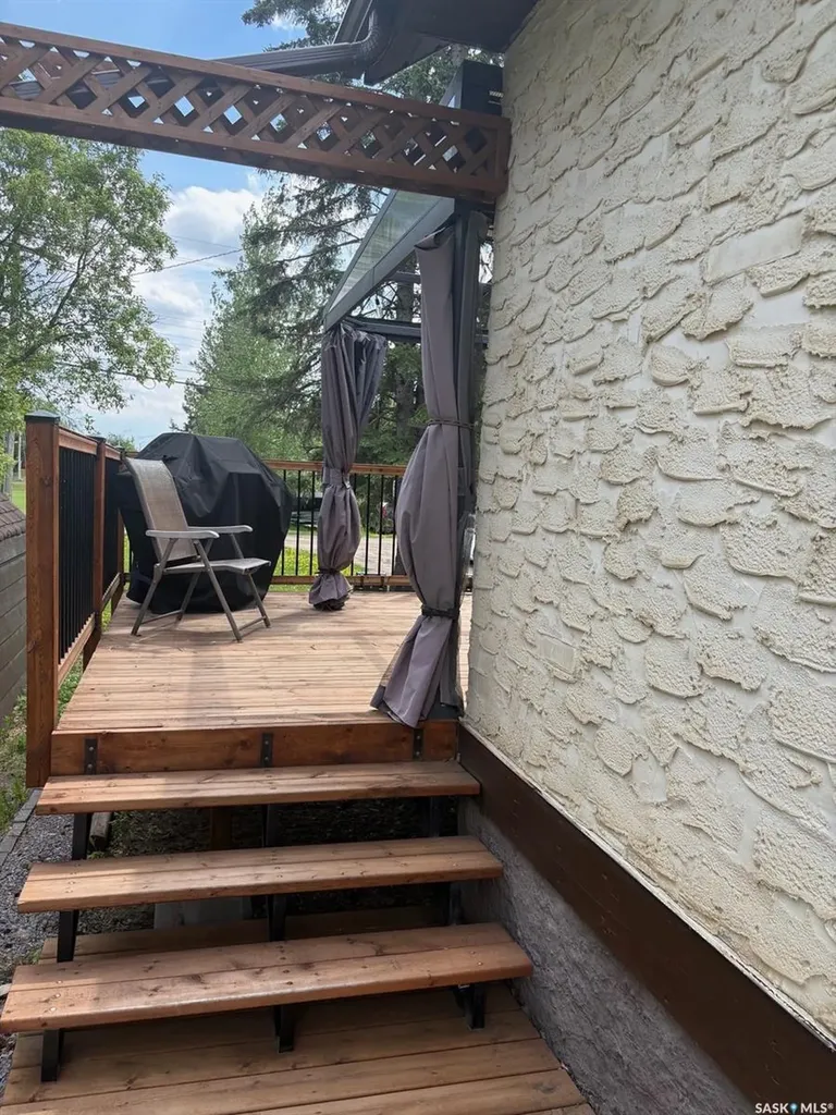 403 1st Street S Turtleford SK S0M 2Y0