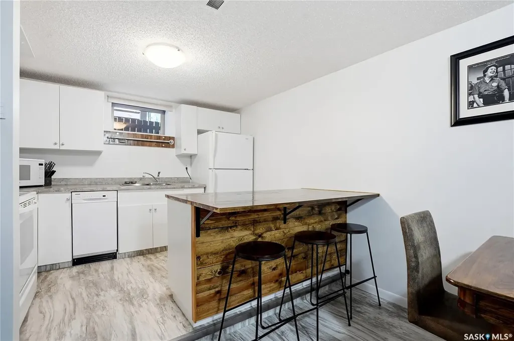 720 1st Street E Saskatoon SK S7H 1T1
