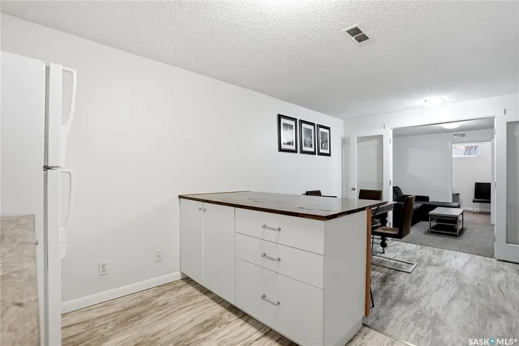 720 1st Street E Saskatoon SK S7H 1T1