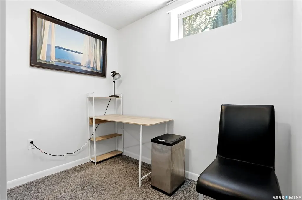 720 1st Street E Saskatoon SK S7H 1T1