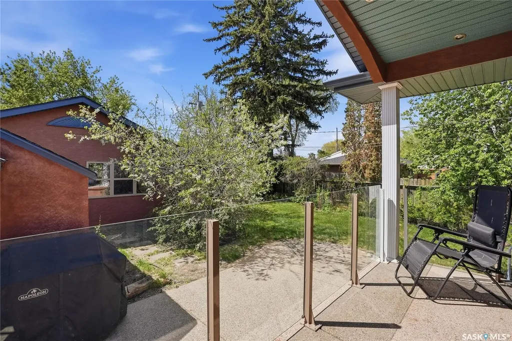 720 1st Street E Saskatoon SK S7H 1T1