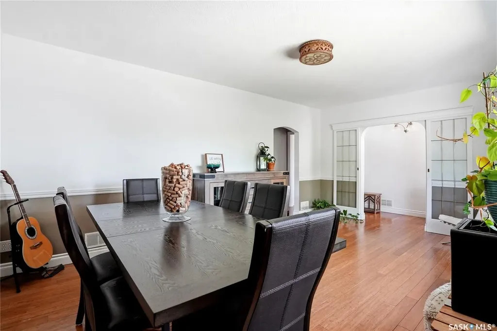 720 1st Street E Saskatoon SK S7H 1T1