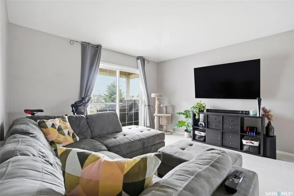 425 Keevil Crescent Saskatoon SK S7N 4R9
