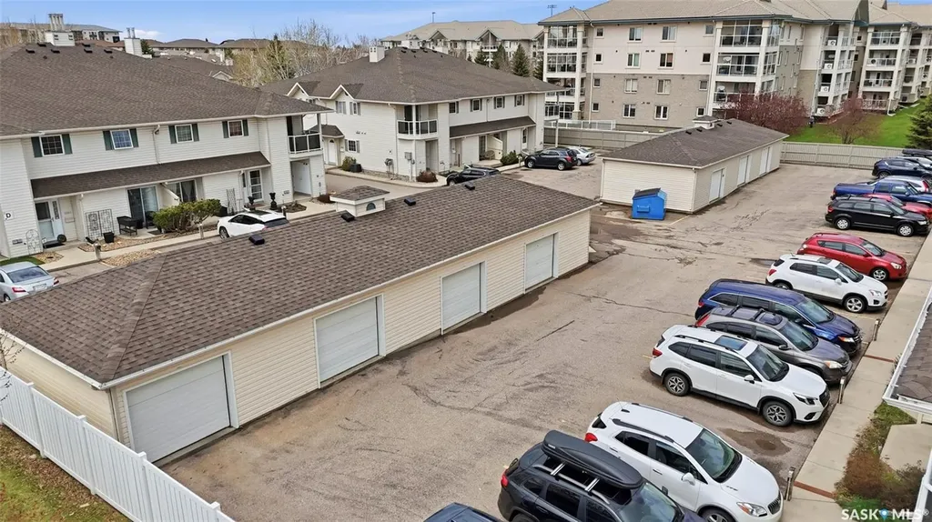 425 Keevil Crescent Saskatoon SK S7N 4R9