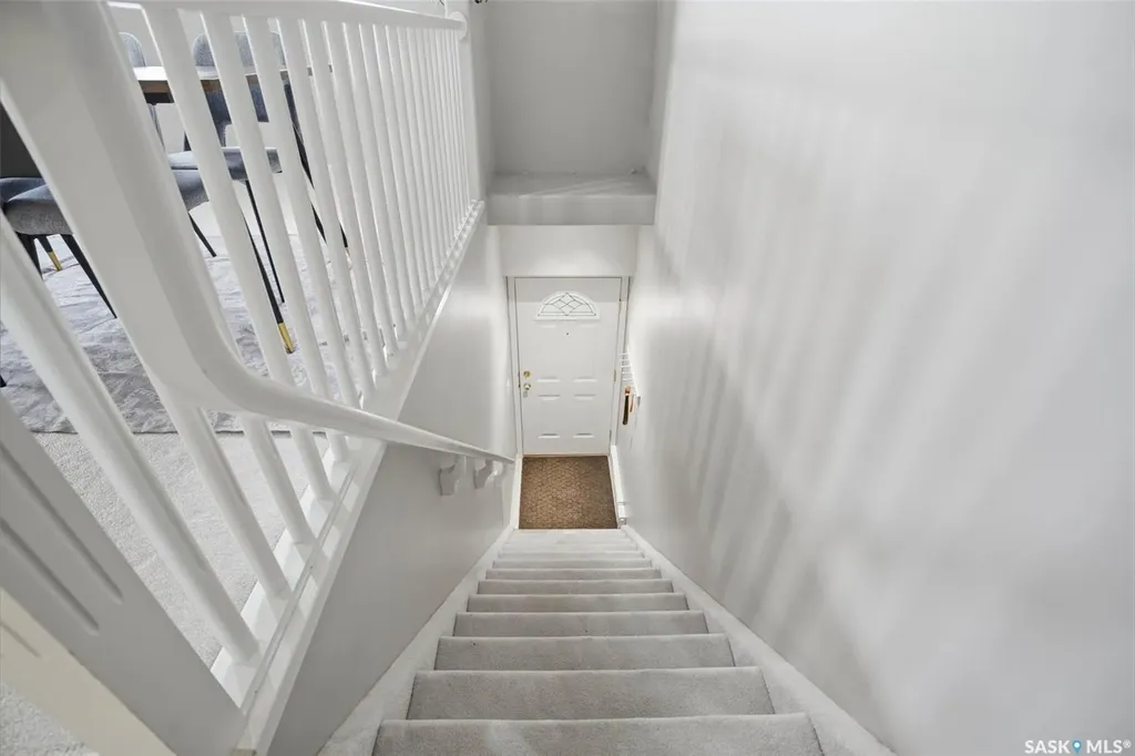 425 Keevil Crescent Saskatoon SK S7N 4R9