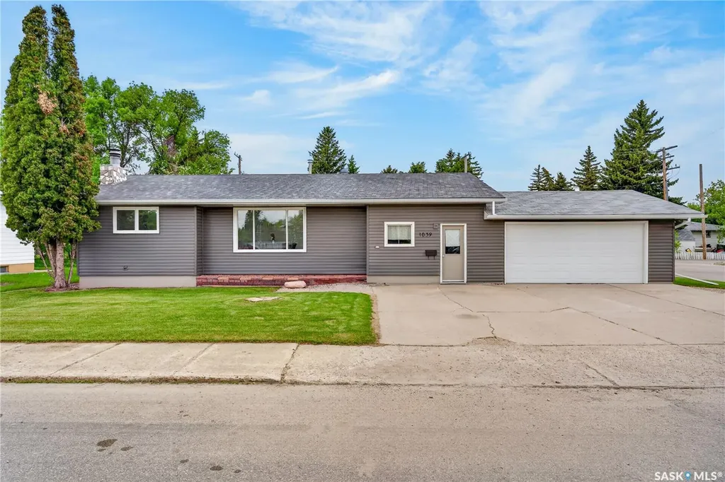 1039 7th Street Humboldt SK S0K 2A0