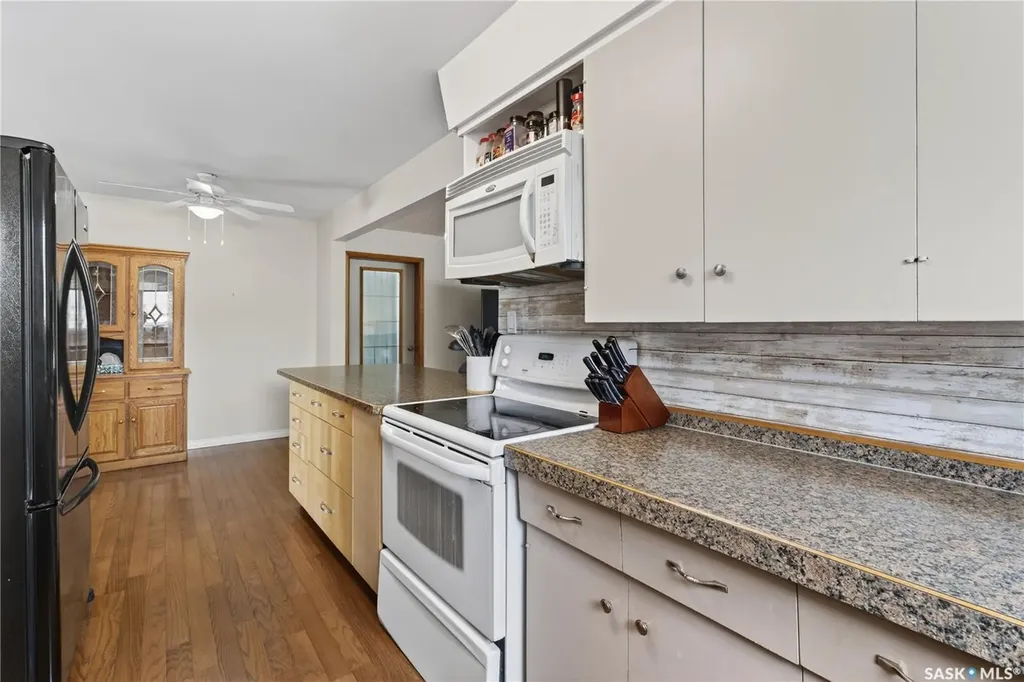 1039 7th Street Humboldt SK S0K 2A0