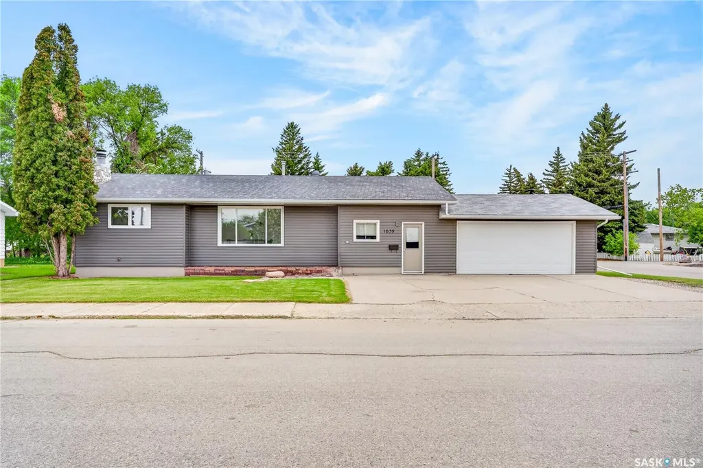 1039 7th Street Humboldt SK S0K 2A0