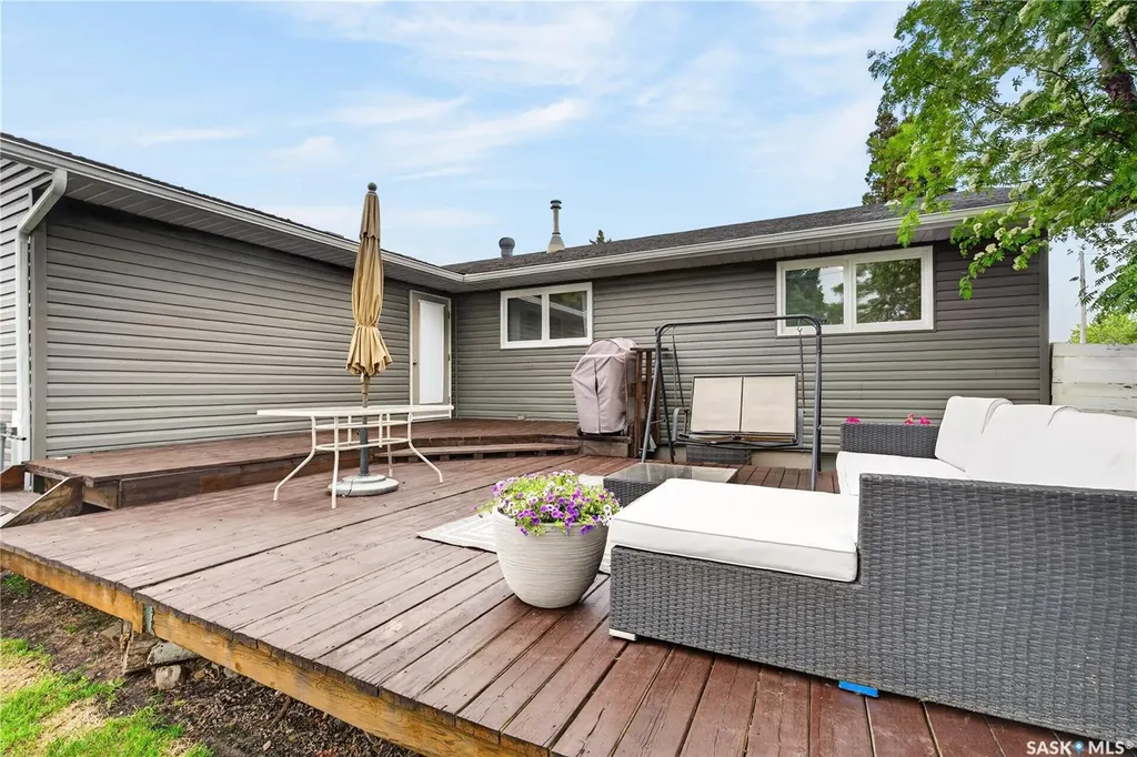 1039 7th Street Humboldt SK S0K 2A0