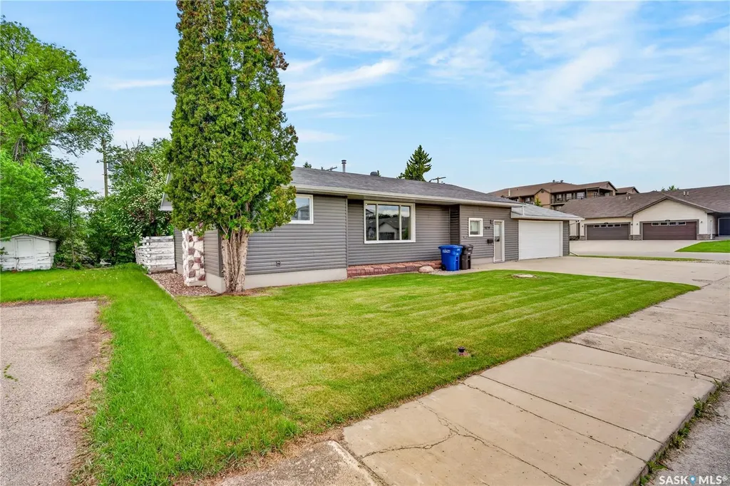 1039 7th Street Humboldt SK S0K 2A0