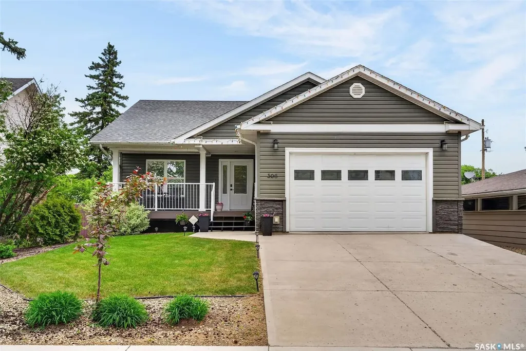 306 Burrows Avenue E Melfort SK S0E 1A0