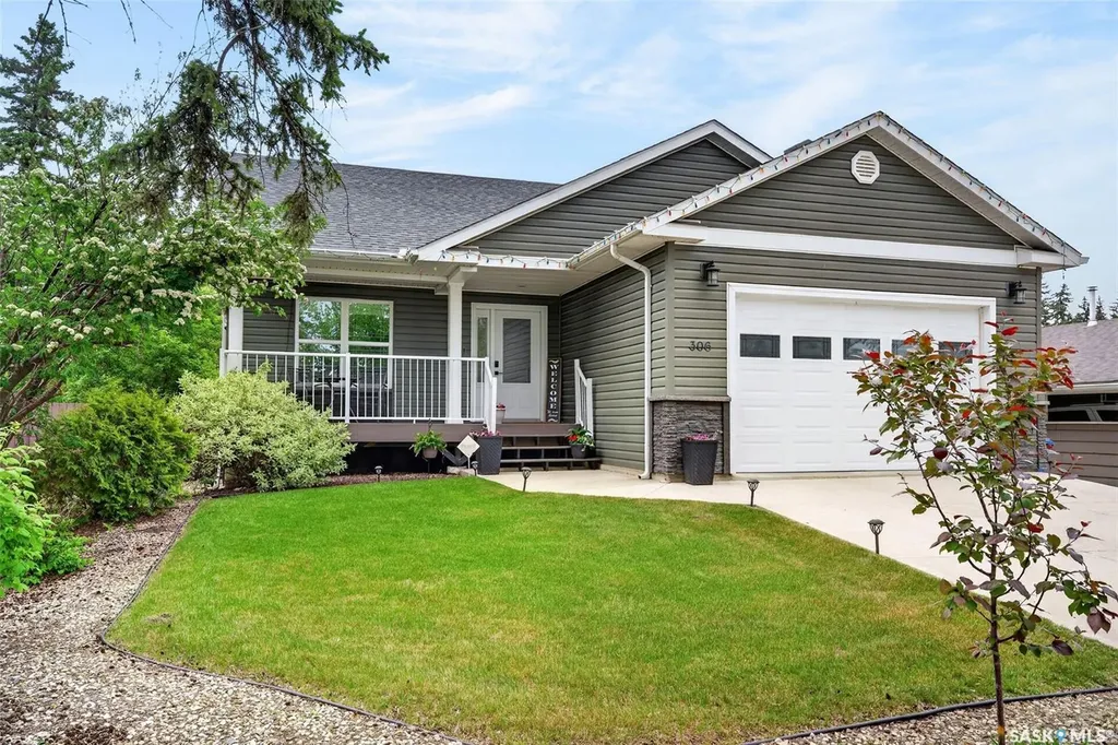 306 Burrows Avenue E Melfort SK S0E 1A0