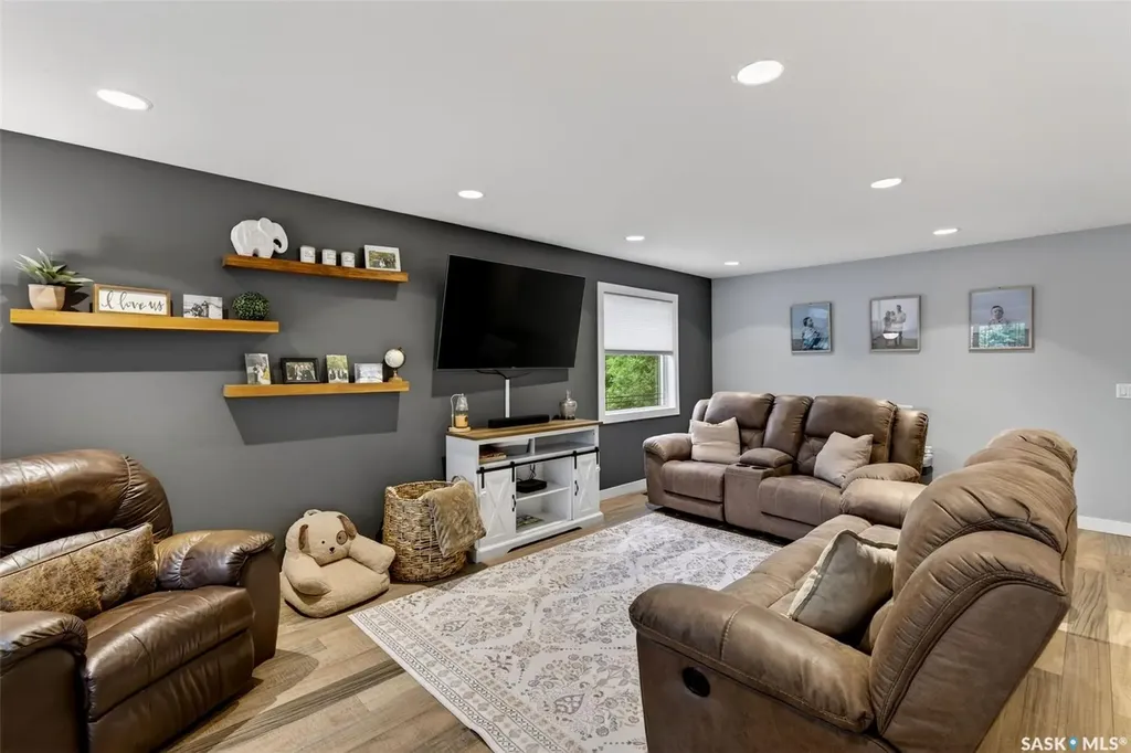 306 Burrows Avenue E Melfort SK S0E 1A0