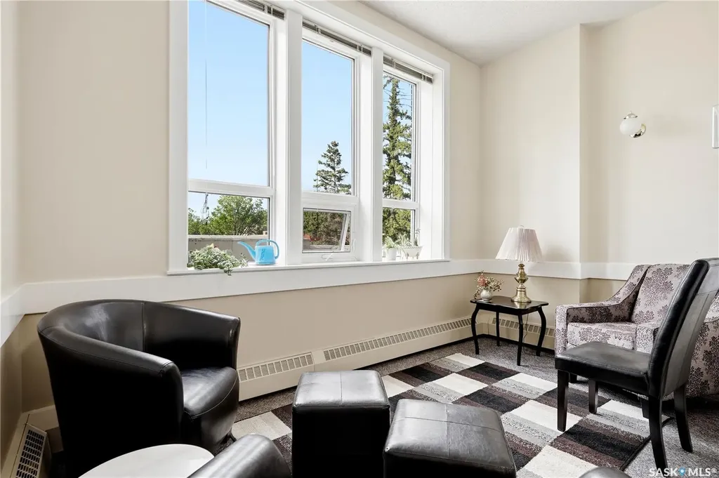 3225 13th Avenue Regina SK S4T 1P5