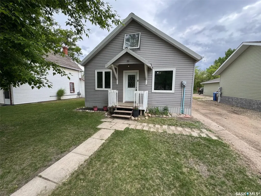 212 Crawford Avenue W Melfort SK S0E 1A0