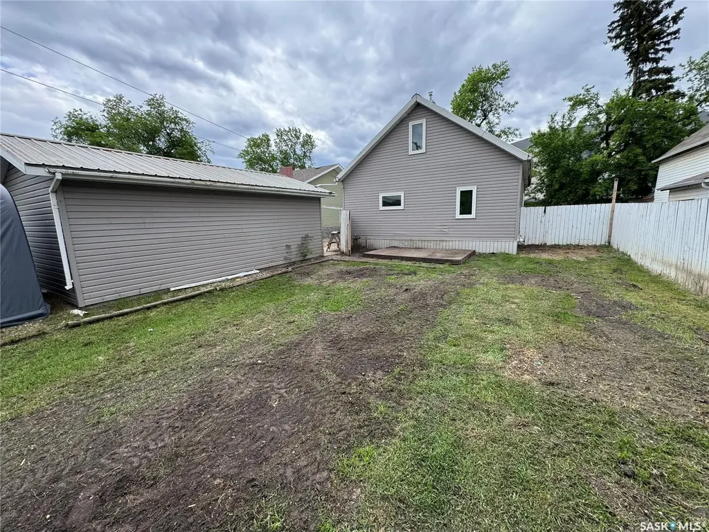 212 Crawford Avenue W Melfort SK S0E 1A0