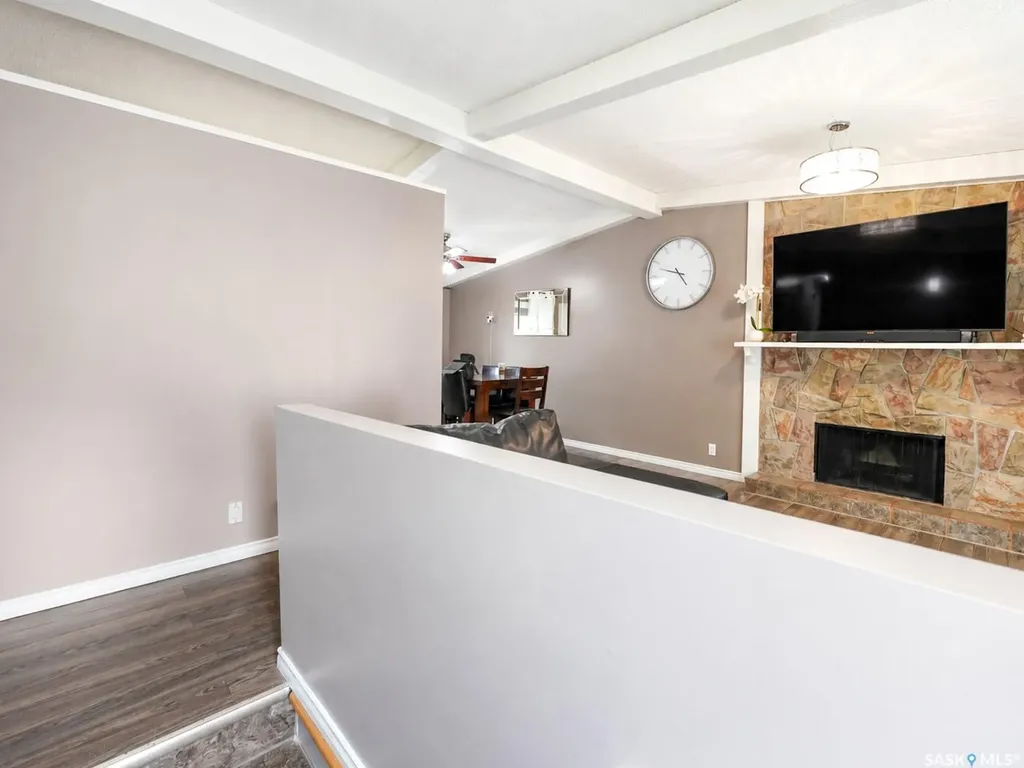 277 Cannon Street Regina SK S4N 4V4