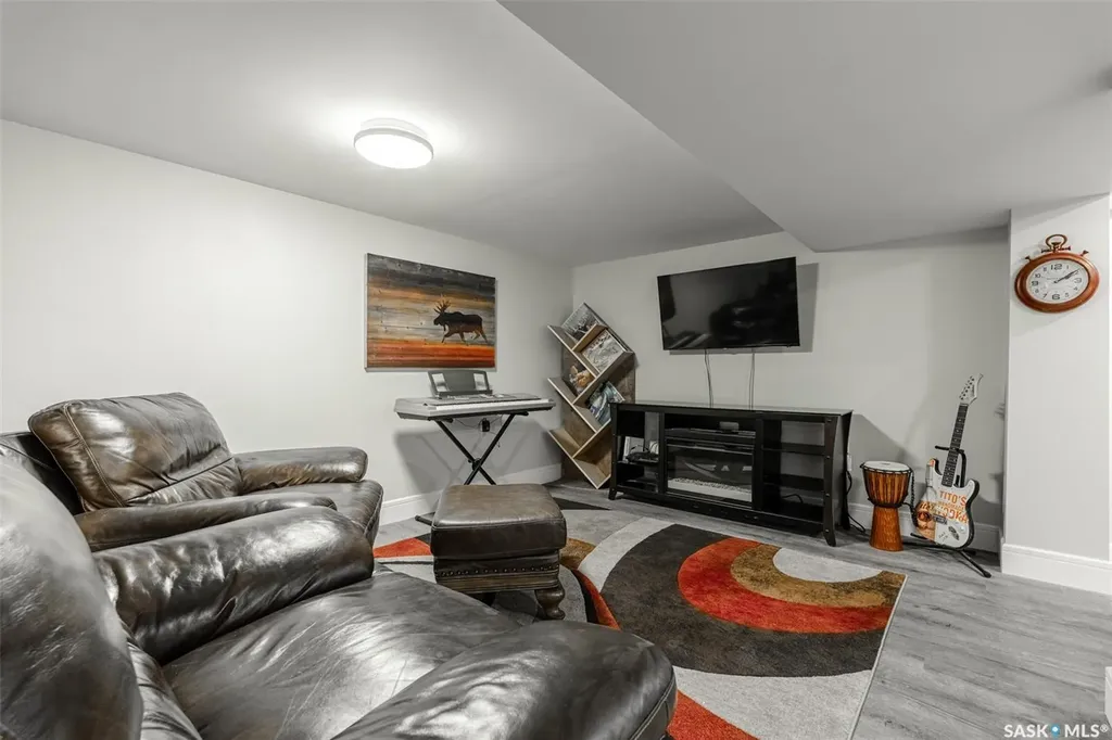 759 Cowley Road Saskatoon SK S7N 4J1
