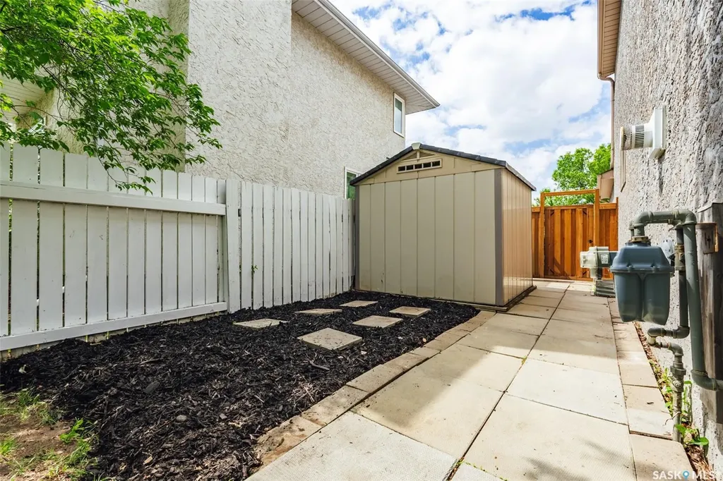759 Cowley Road Saskatoon SK S7N 4J1