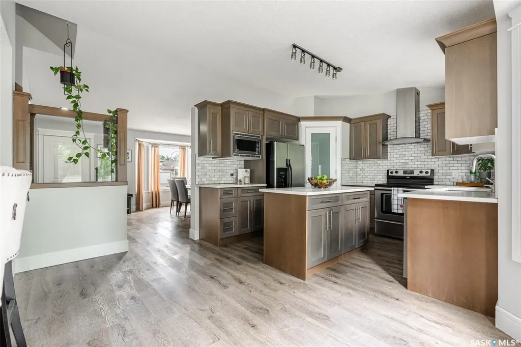 759 Cowley Road Saskatoon SK S7N 4J1