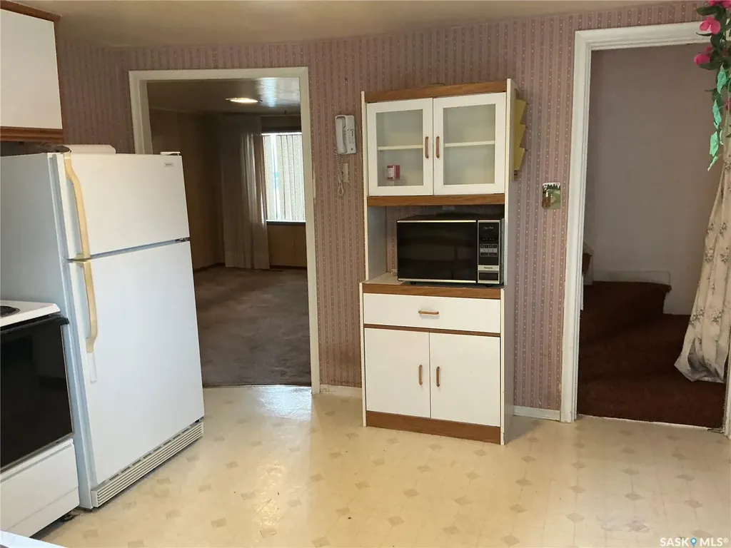 119 Q Avenue S Saskatoon SK S7M 2X9