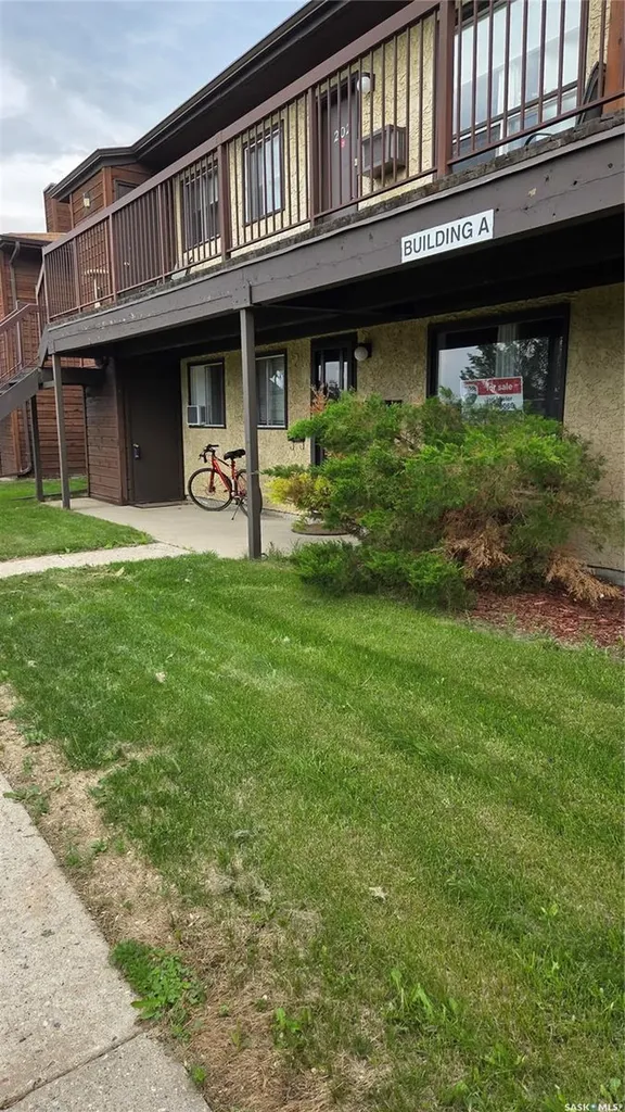 1350 Gordon Road Moose Jaw SK S6H 7K9