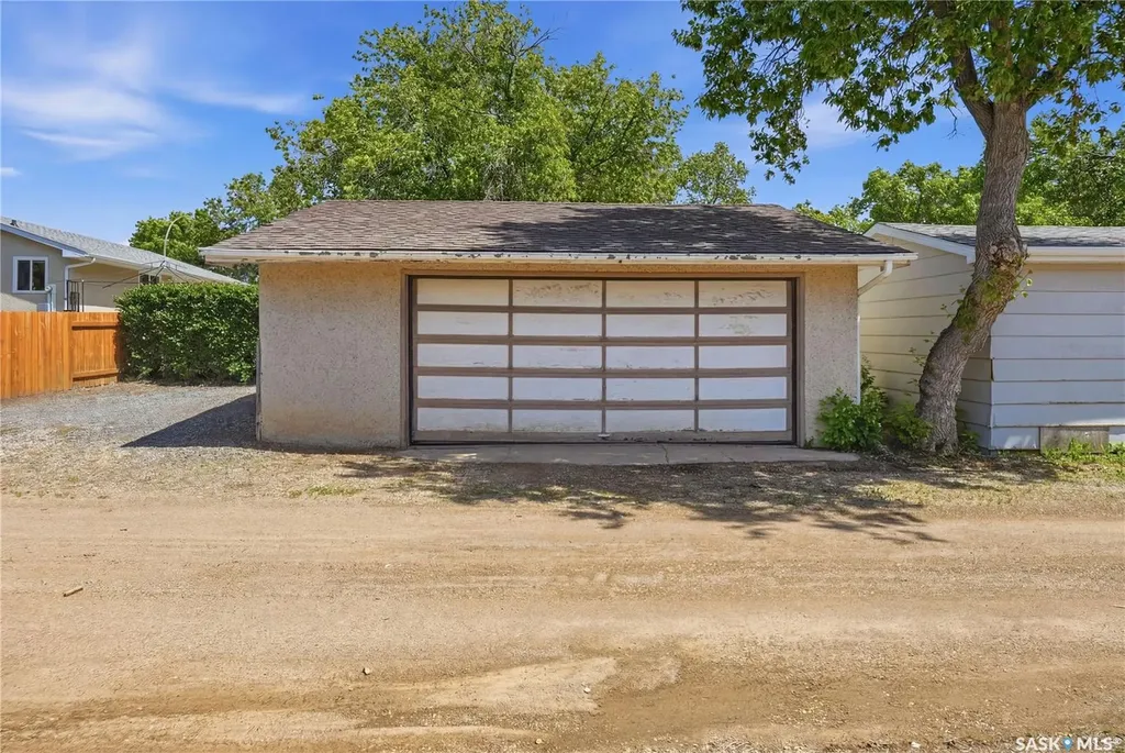 116 Straub Street Regina SK S4T 6G8