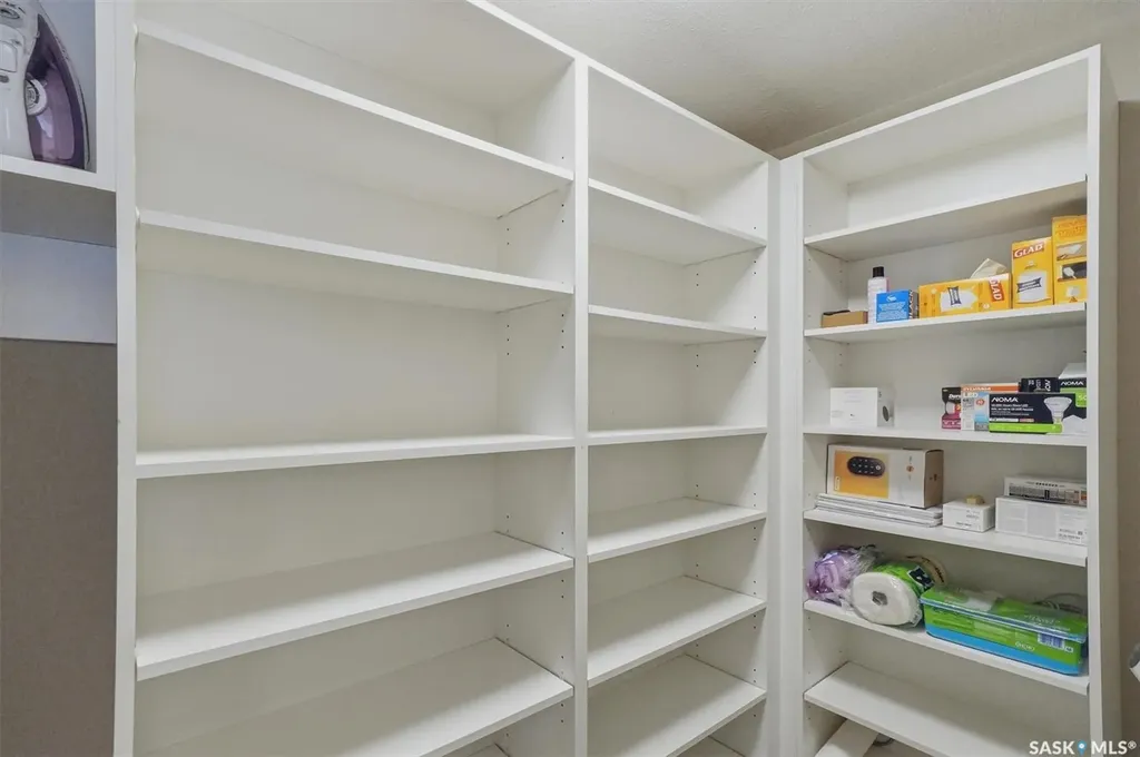 256 Maningas Bend Saskatoon SK S7W 0P5
