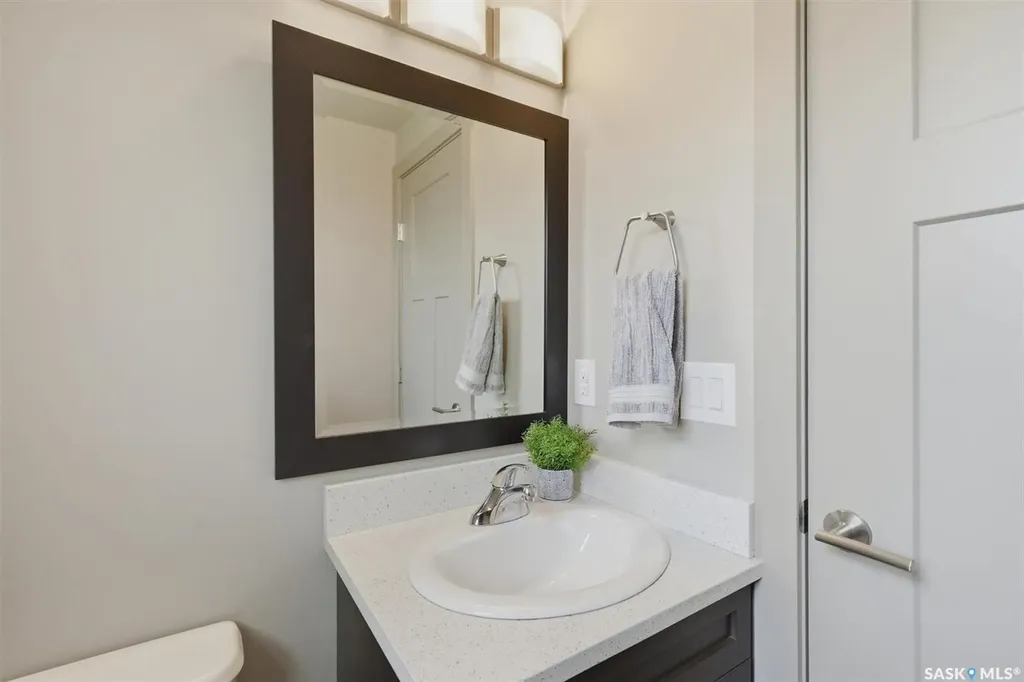 256 Maningas Bend Saskatoon SK S7W 0P5