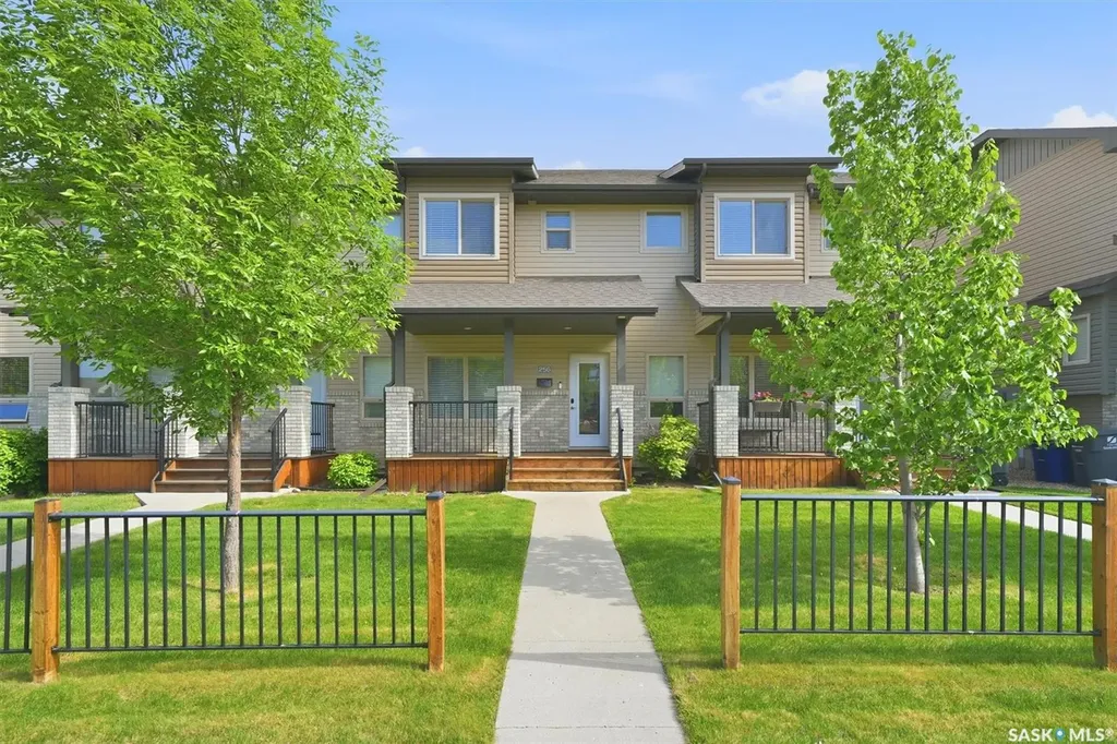 256 Maningas Bend Saskatoon SK S7W 0P5