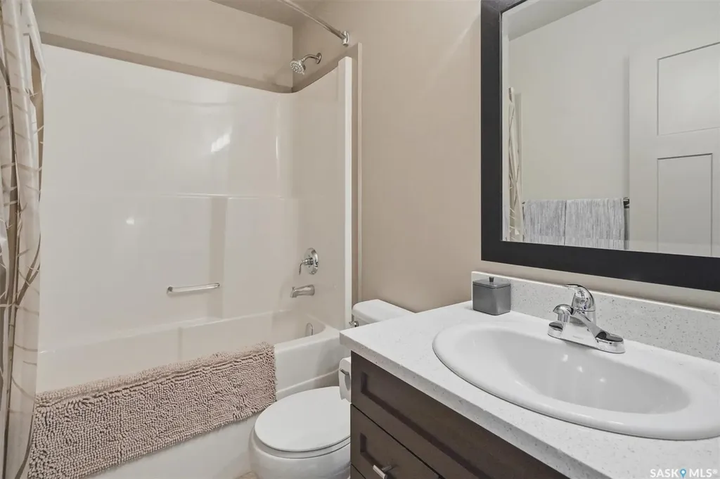 256 Maningas Bend Saskatoon SK S7W 0P5