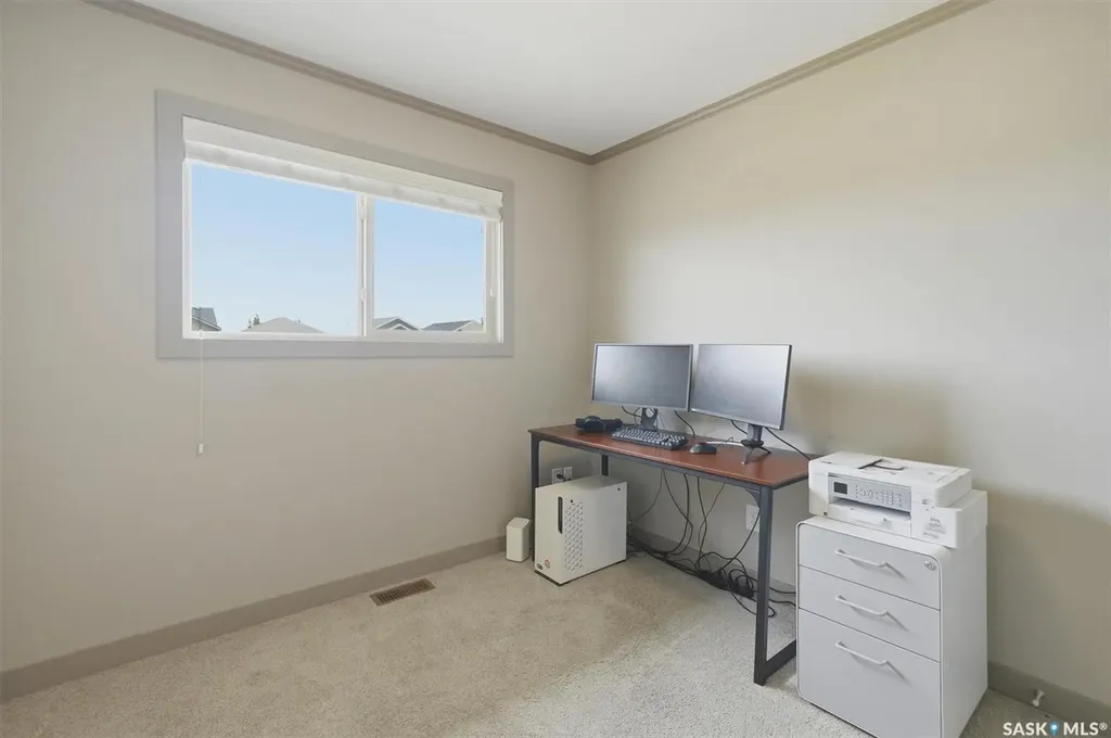 256 Maningas Bend Saskatoon SK S7W 0P5