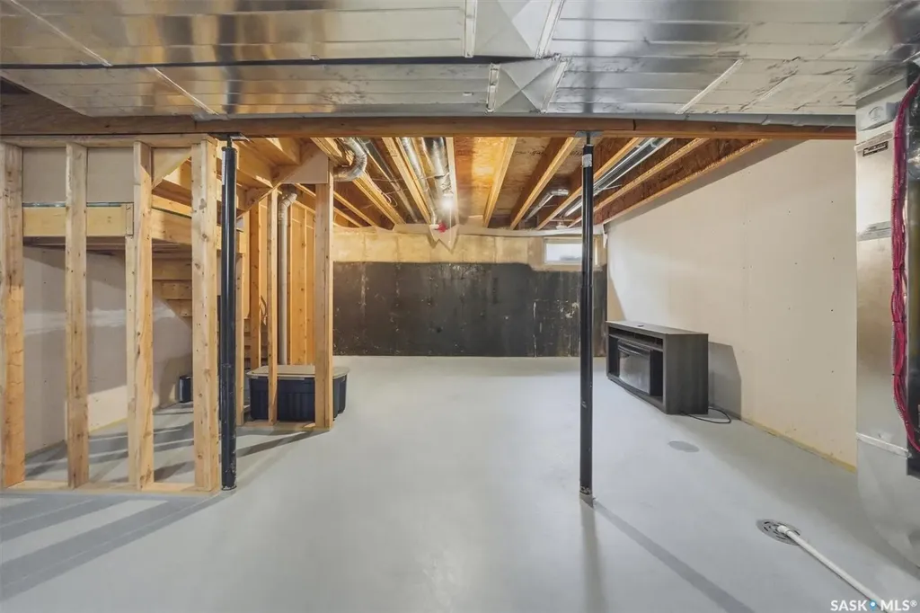 256 Maningas Bend Saskatoon SK S7W 0P5