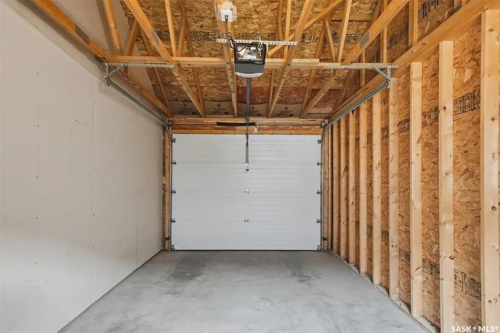 256 Maningas Bend Saskatoon SK S7W 0P5