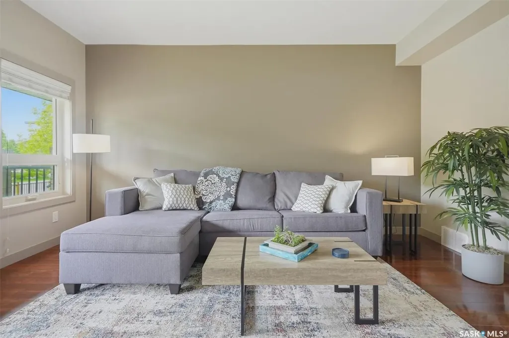 256 Maningas Bend Saskatoon SK S7W 0P5