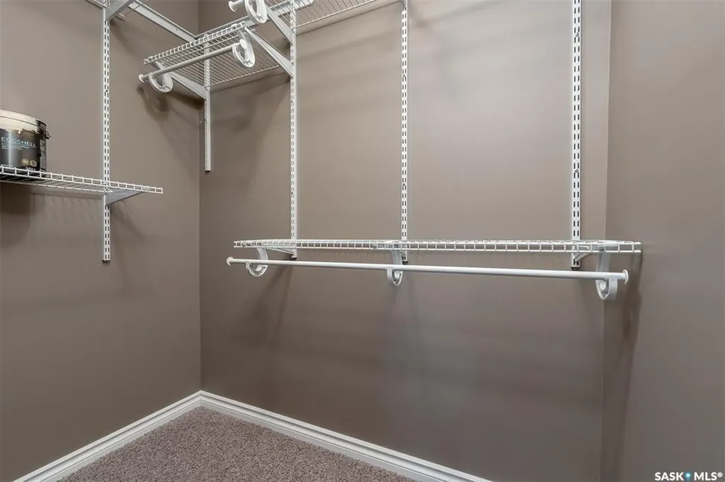377 Fairford Street W Moose Jaw SK S6H 1V8