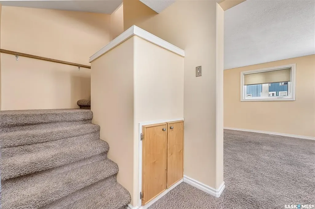377 Fairford Street W Moose Jaw SK S6H 1V8