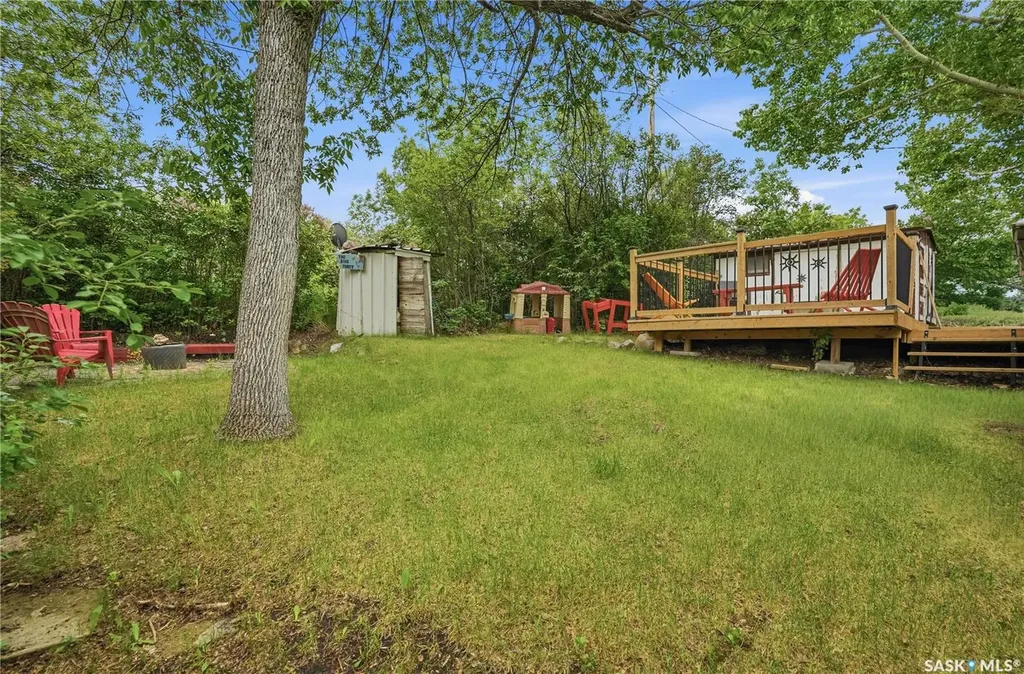409 Siltonia Avenue Saskatchewan Beach SK S0G 4L0
