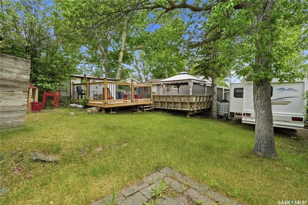 409 Siltonia Avenue Saskatchewan Beach SK S0G 4L0