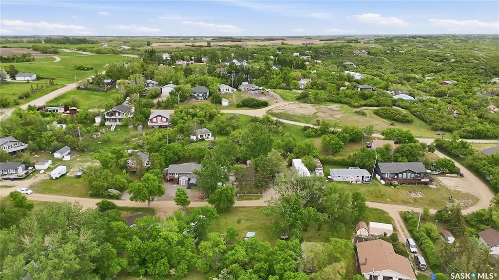 409 Siltonia Avenue Saskatchewan Beach SK S0G 4L0