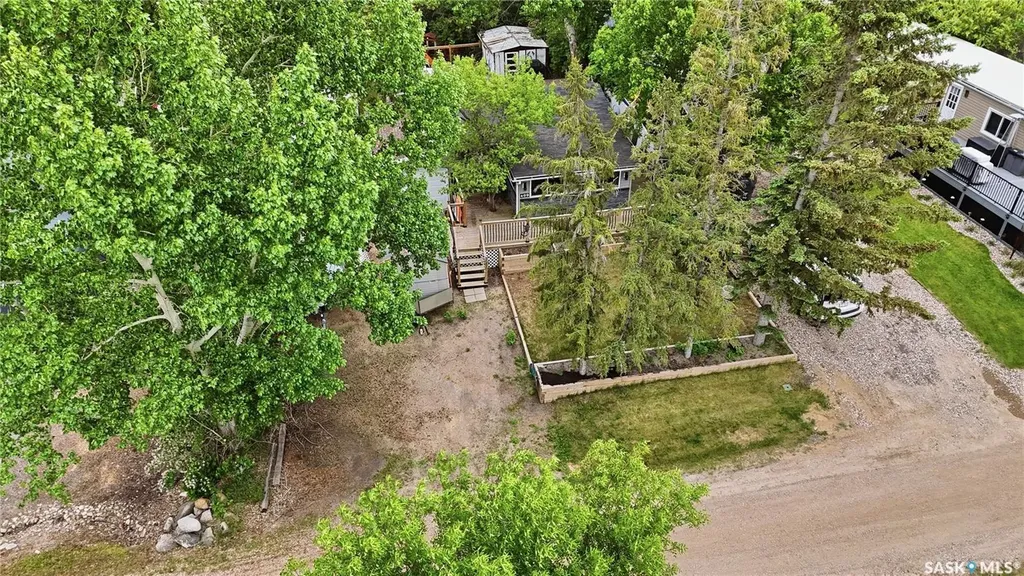 409 Siltonia Avenue Saskatchewan Beach SK S0G 4L0