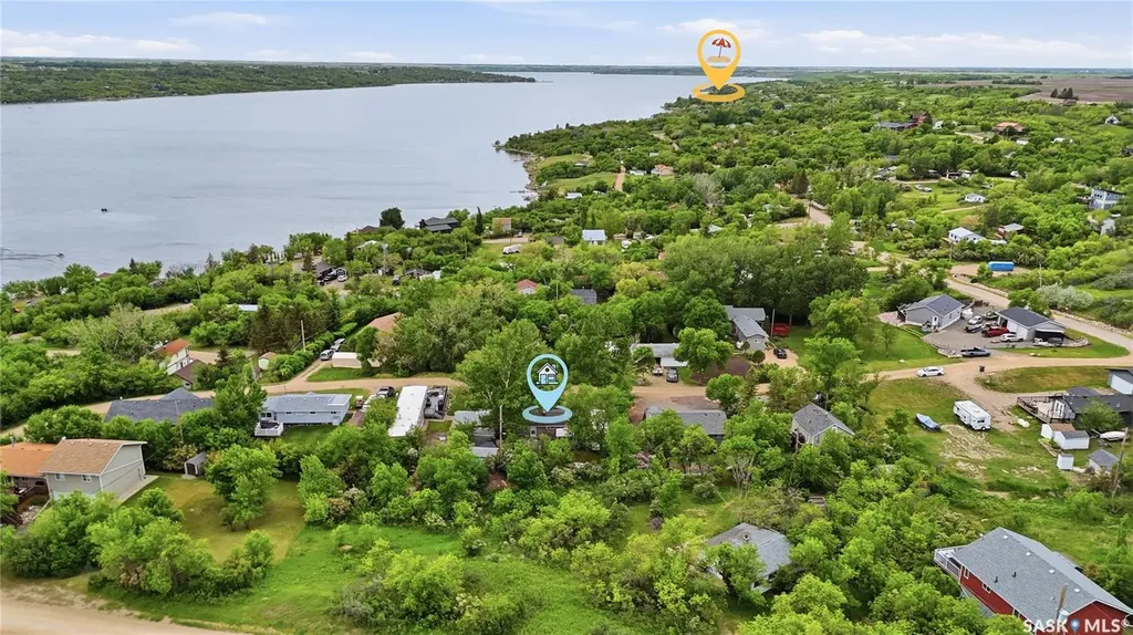 409 Siltonia Avenue Saskatchewan Beach SK S0G 4L0