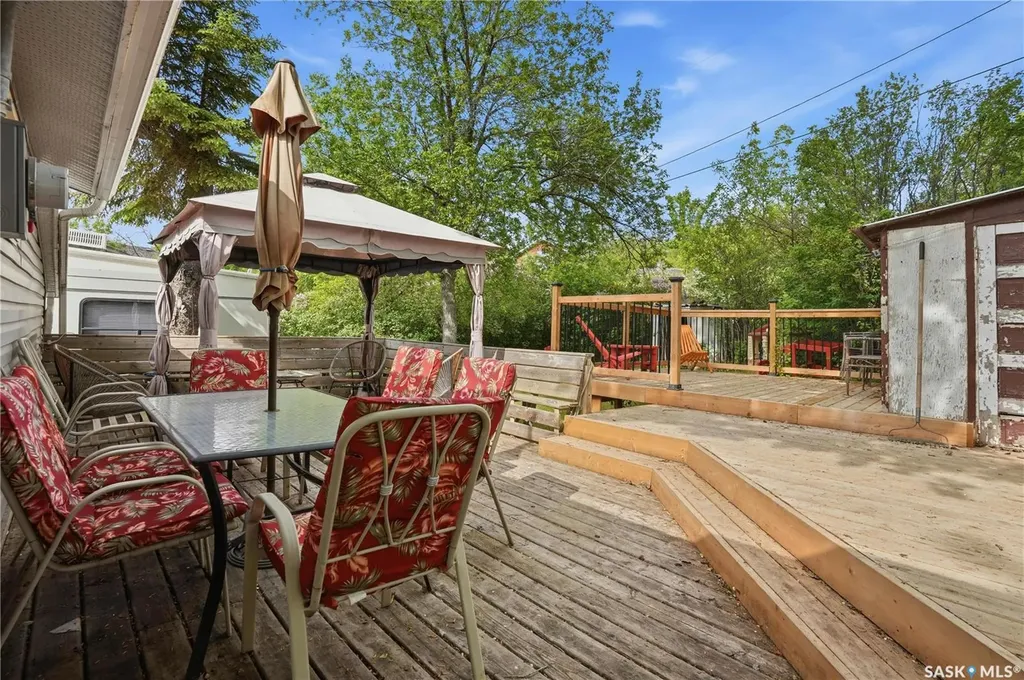 409 Siltonia Avenue Saskatchewan Beach SK S0G 4L0