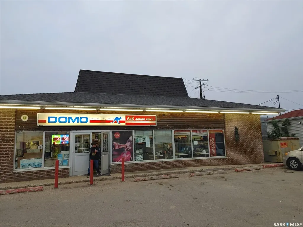 106 Main Street W Maidstone SK S0M 1M0
