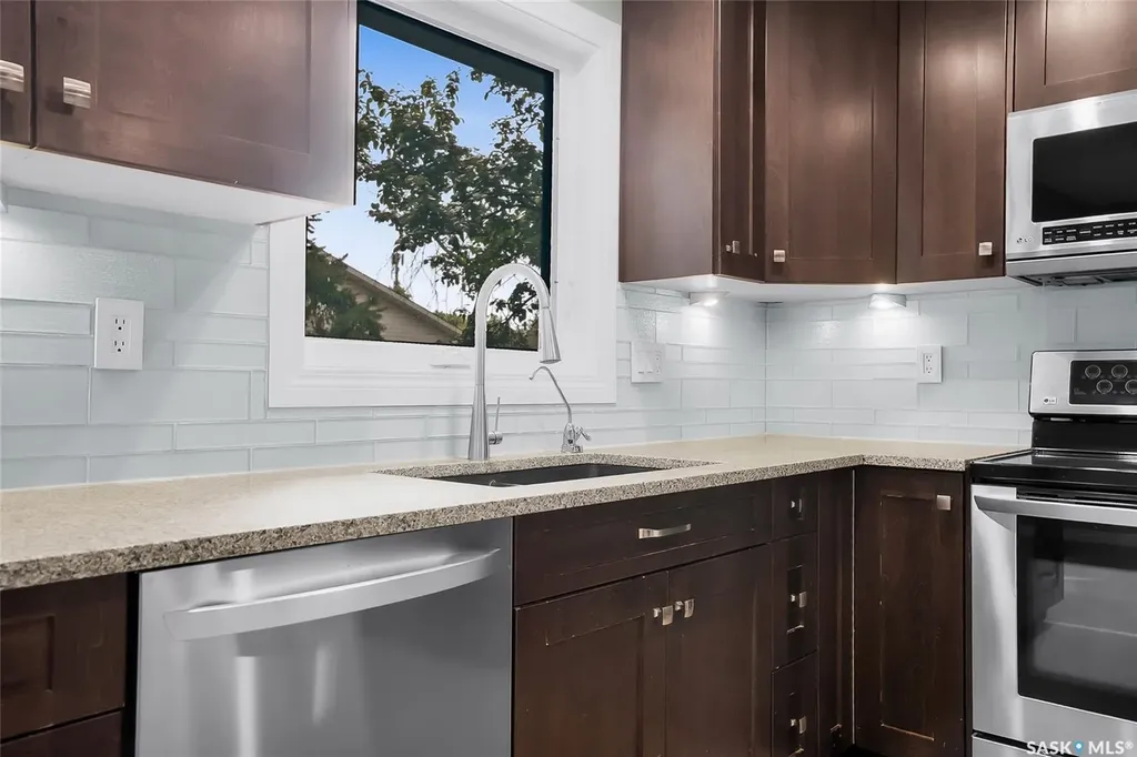 471 Wakabayashi Crescent Saskatoon SK S7K 7M6