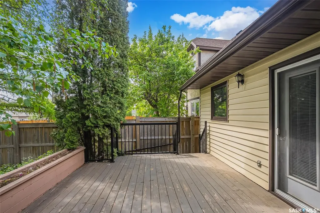 471 Wakabayashi Crescent Saskatoon SK S7K 7M6