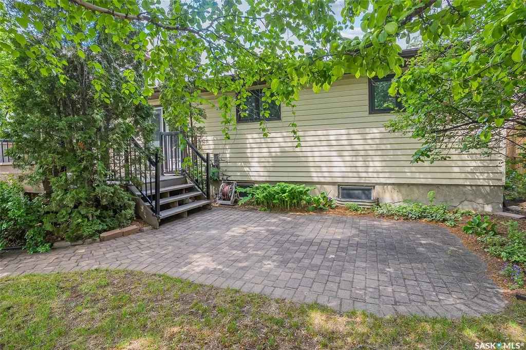471 Wakabayashi Crescent Saskatoon SK S7K 7M6