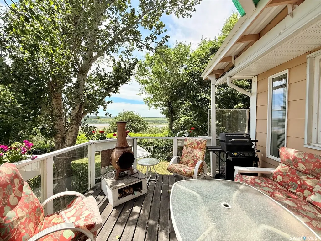 51 Tufts Crescent Outlook SK S0L 2N0